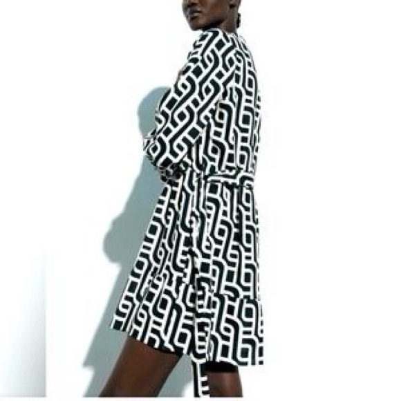 Zara Dresses & Skirts - Zara geometric print linen blend